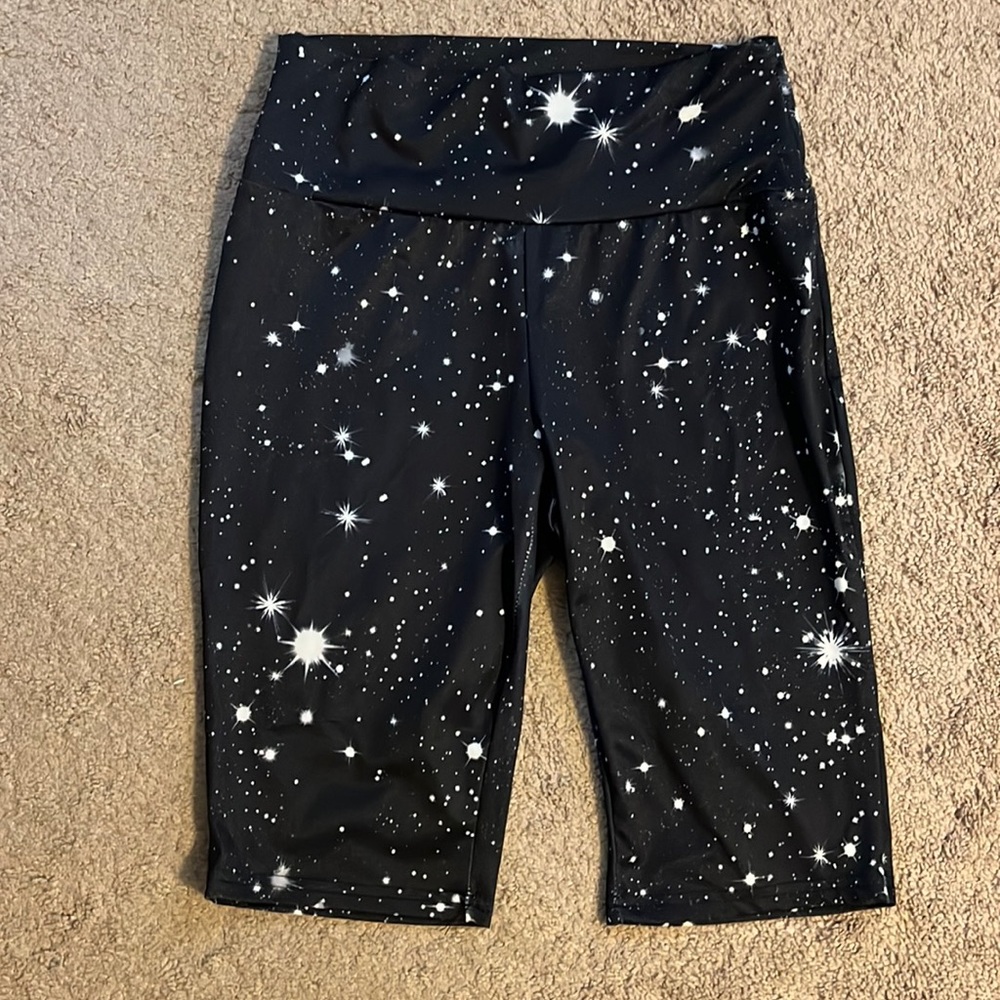 Black constellation biker short leggings